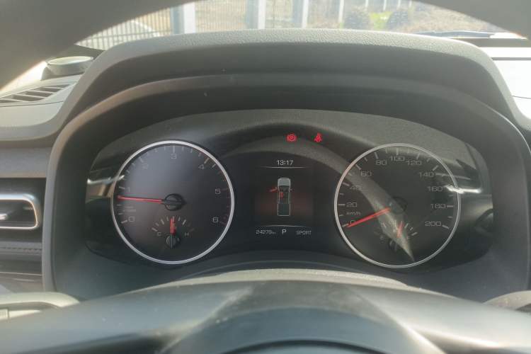 Used Great Wall Poer 2023 2.0T Commercial Version Automatic Diesel Two-Wheel Drive Elite Trim with Long Bed – GW4D20M
