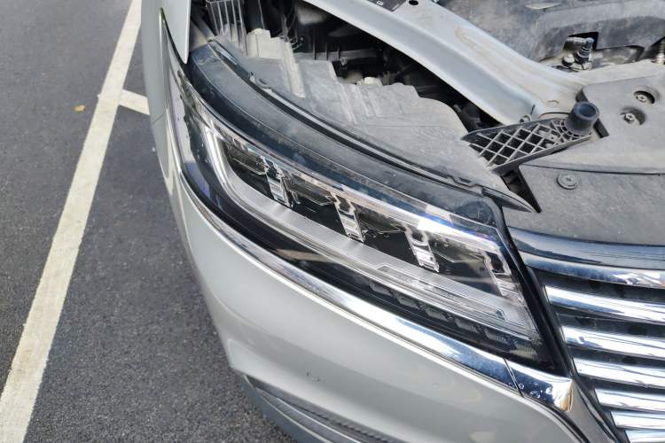 Used Roewe RX5 New Energy 2017 eRX5 50T Hybrid Connected Prestige Flagship Edition
