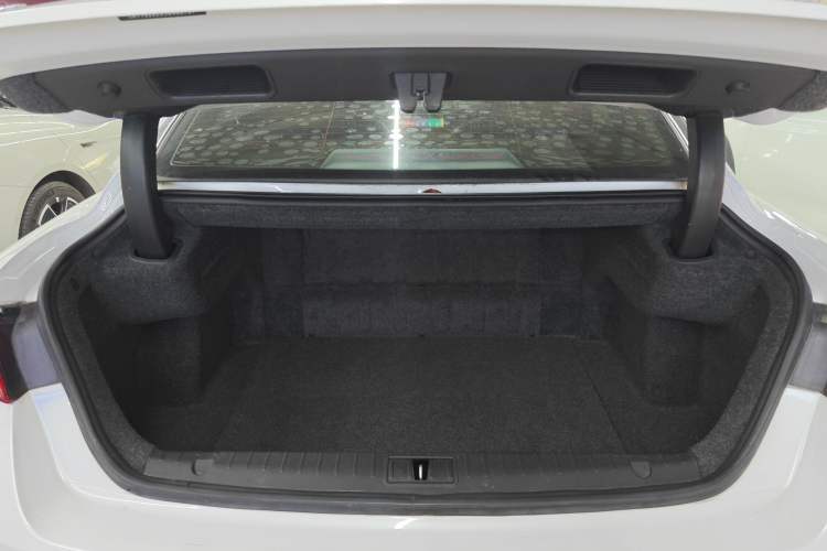 Used Geely Auto Emgrand GT 2018 1.5T MHEV Yaozun Edition Trunk