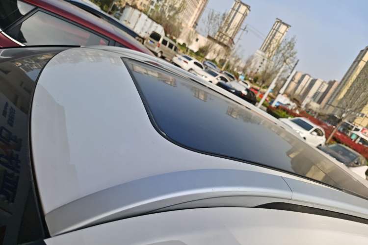 Used Baojun 510 2017 1.5L Manual Luxury Model Roof