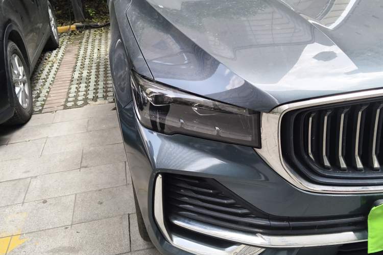 Used Geely Auto Monjaro L 2021 2.0TD DCT EVO Two-Wheel Drive Smart Luxury Version Right Front Headlight