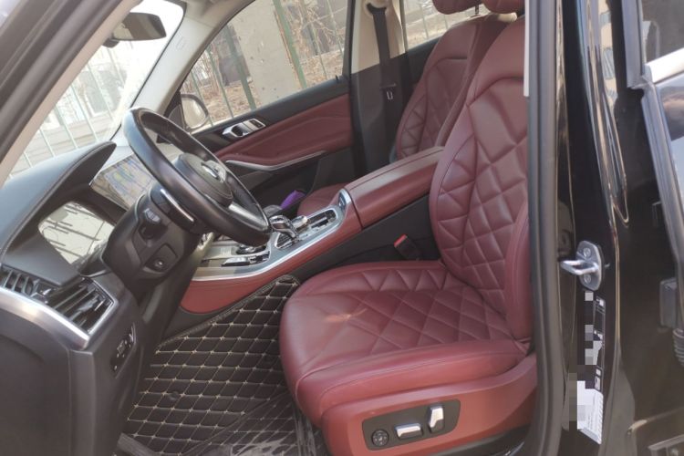 Used BMW X5 2022 xDrive 30Li Luxury M Sport Package