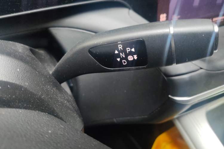 Used XPeng P7 2023 P7i 702 Pro Gear Lever