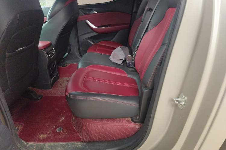 Used SAIC MAXUS T90 2022 2.0T Diesel Automatic 4x4 SAIC Bull—Demon Standard Cab