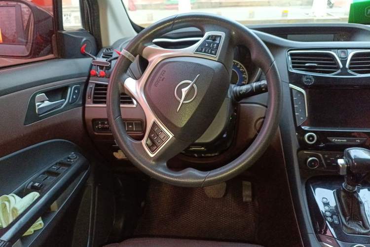 Used Haima V70 2016 1.5T Automatic "Comfort & Enjoyment" 6-Seater
