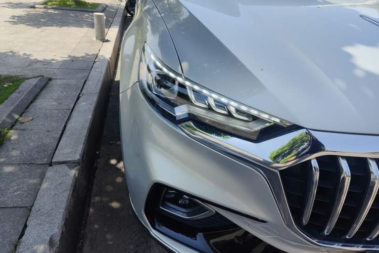 Used Hongqi HS5 2019 2.0T Smart Connect Flagship All-Wheel-Drive Version
