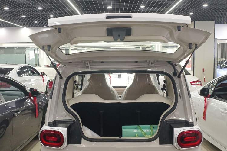 Used Wuling Hongguang MINIEV 2024 3rd Generation 215km Youth Edition