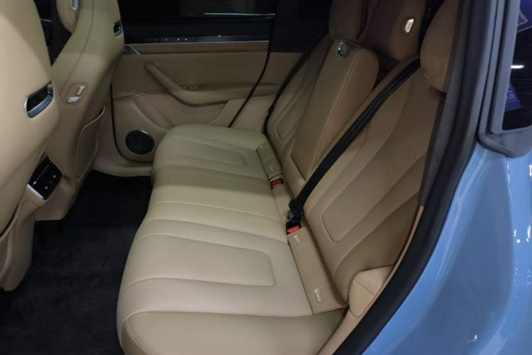 Used Hima Luxeed R7 2025 Range-Extended Version 251 km Max