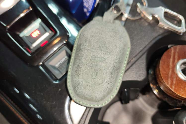 Used Peugeot 5008 2017 380THP 7-Seater Elite Edition
