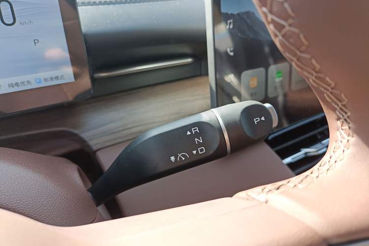 Used Wuling Xingguang S 2025 Model, 130km Leading Edition