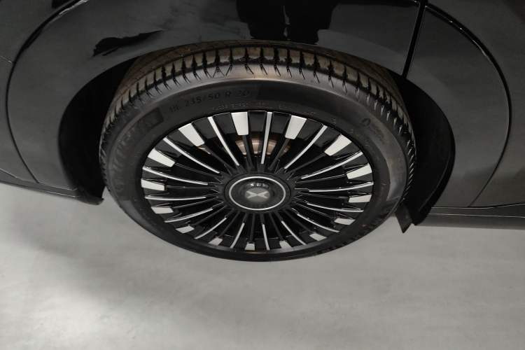 Used XPeng X9 2025 740 Ultra-Long Range Max