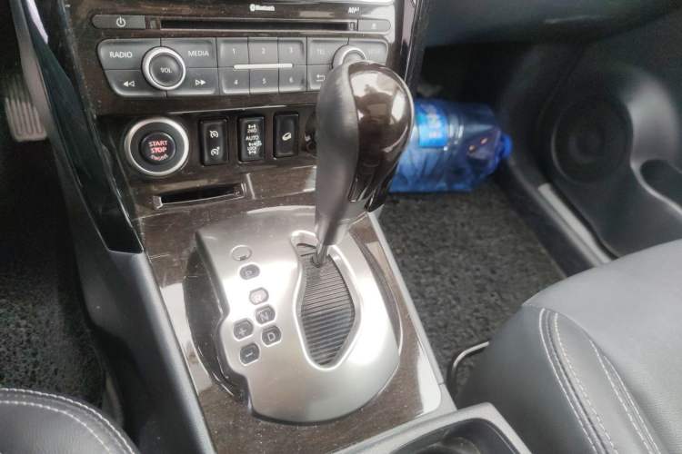 Used Renault Koleos 2014 2.5L 4x4 Comfort Edition
