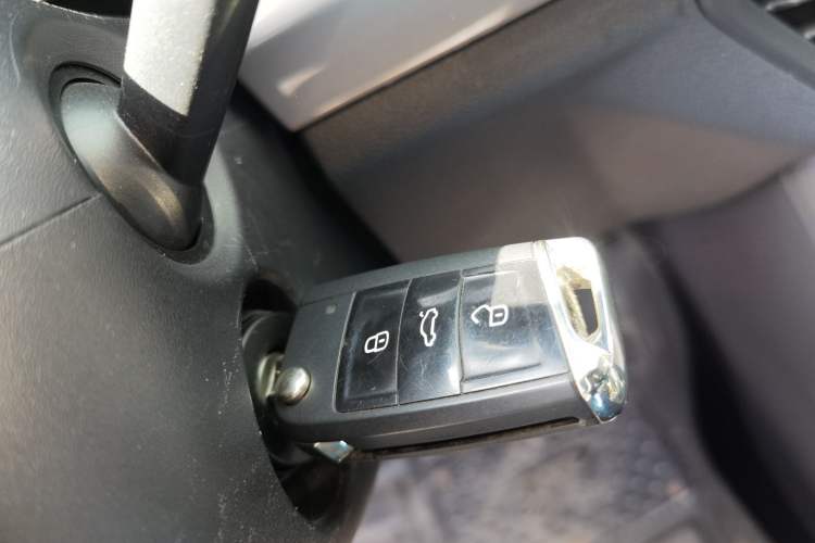Used Volkswagen Bora 2021 1.5L Automatic Fashionable Smart Connectivity Version Vehicle Key