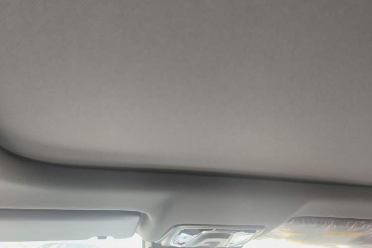 Used CHANGAN OSHAN Z6 New Energy 2023 ZhiDian iDD 150KM Flagship PLUS
