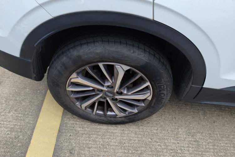 Used Geely Auto Coolray 2021 1.4T DCT Platinum Edition Right Rear Wheel Hub