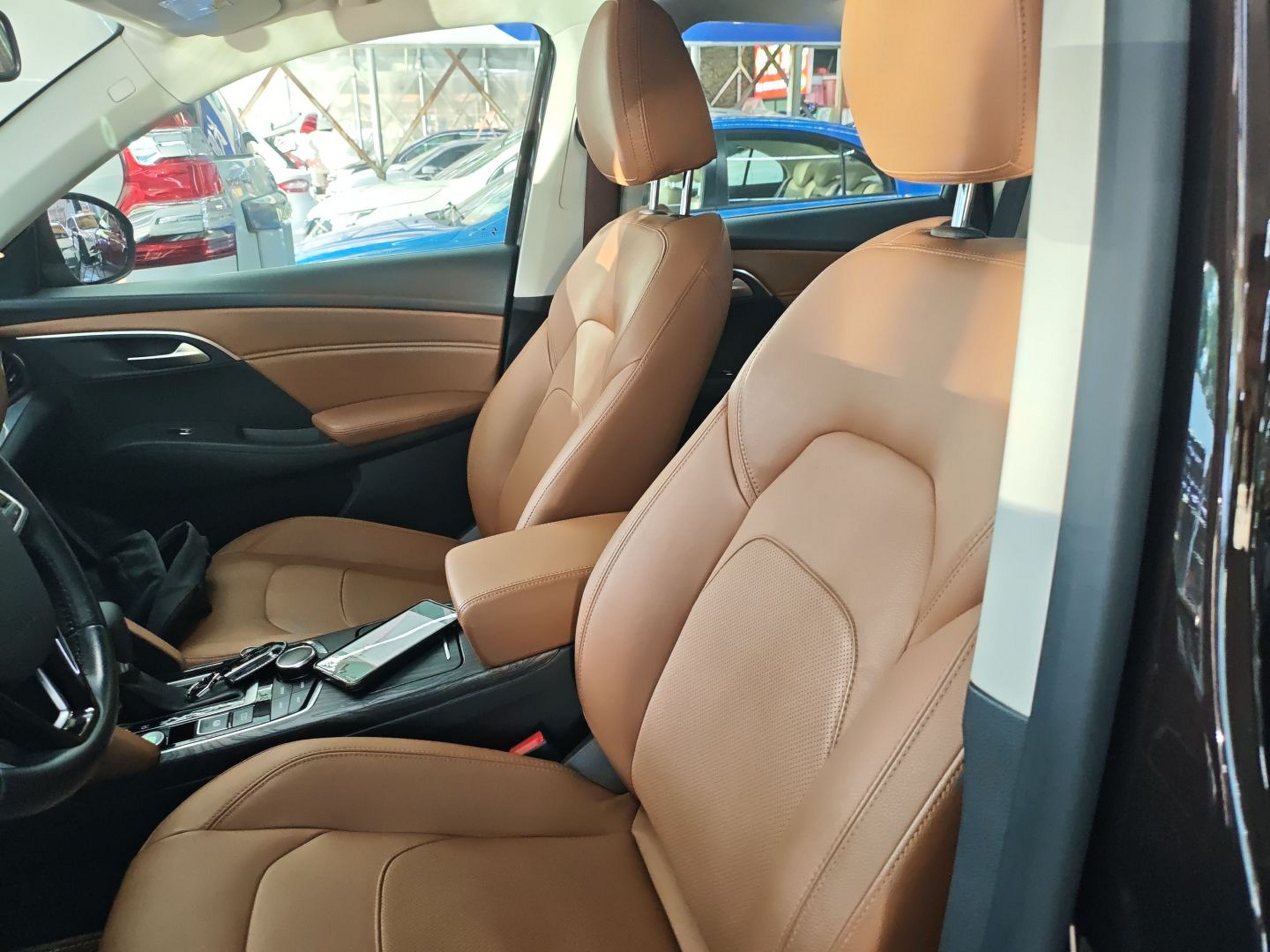 Avant de la voiture