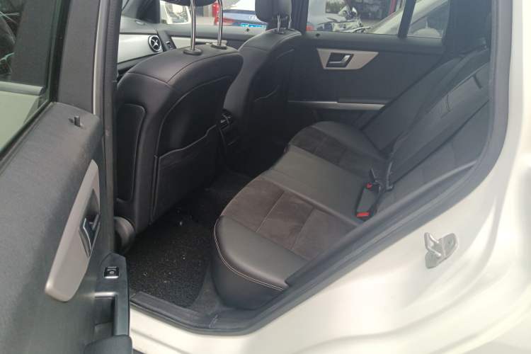 Used Mercedes-Benz GLK-Class 2015 GLK 260 4MATIC Fashion Edition Ultimate Version
