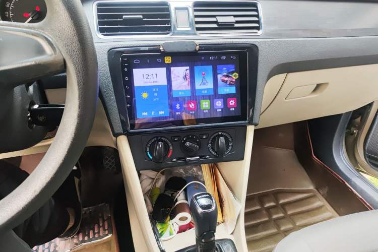 Used Skoda Rapid 2015 1.6L Automatic Smart Selection Model
