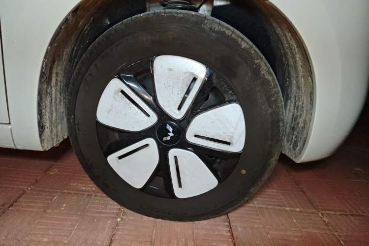 Used Wuling Hongguang MINIEV 2025 Four-Door Version Advanced Edition
