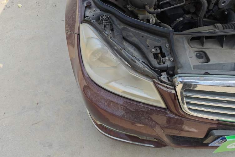 Used Mercedes-Benz C-Class 2010 C 180K Classic model Right Front Headlight