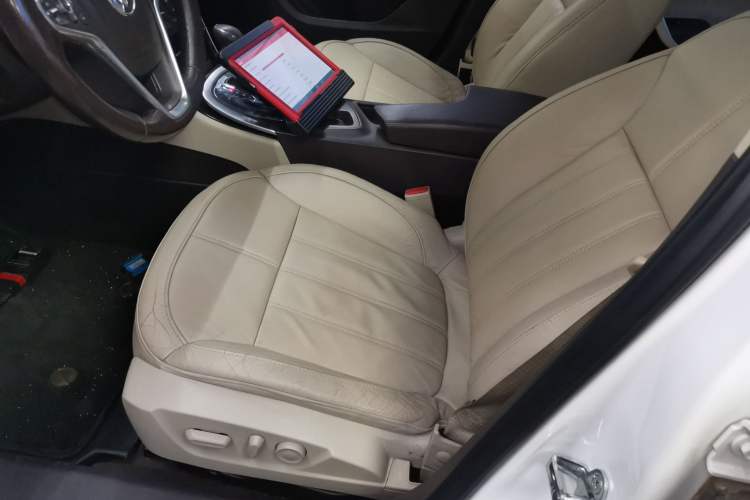 Used Buick Regal 2014 2.0L Elite Fashion Edition