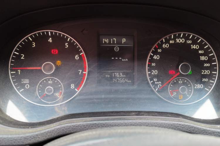 Used Volkswagen Passat 2011 1.8TSI Automatic Prestige Edition Instrument Cluster