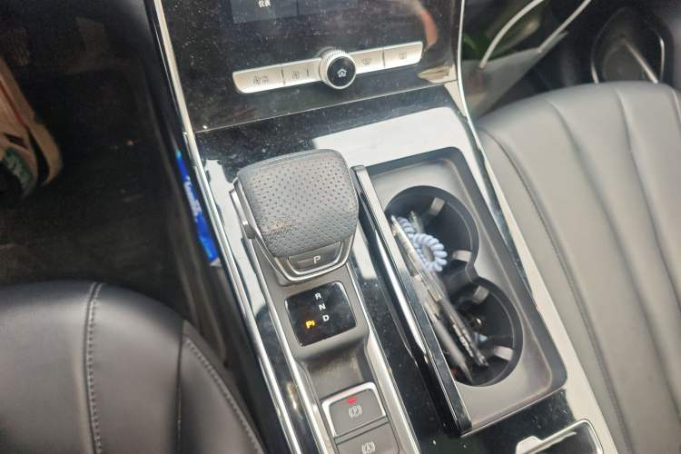 Used Roewe RX5 eMAX 2020 500 PHEV Smart Cabin Flagship Edition Gear Lever