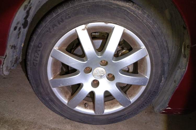Used Peugeot 308 2012 1.6L Automatic Fashion Edition Right Front Wheel Hub