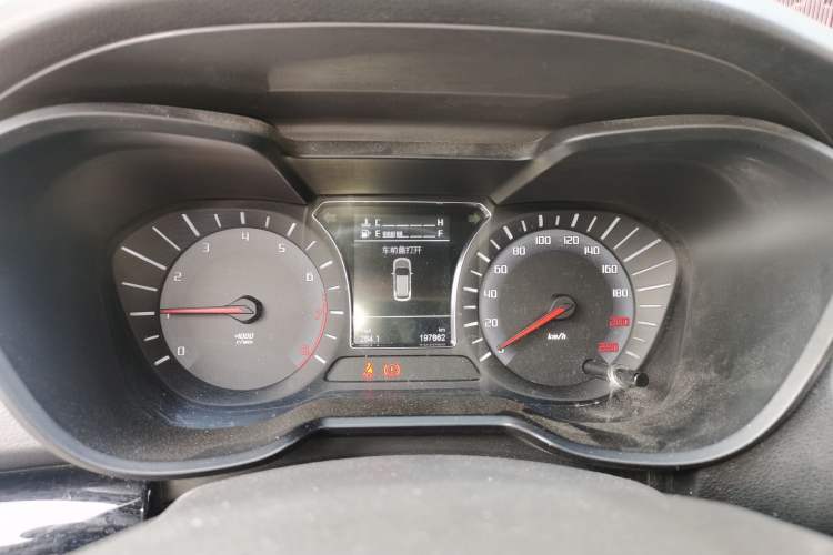 Used GAC Trumpchi GS4 2017 235T Manual Two-Wheel Drive Luxury Edition Instrument Cluster