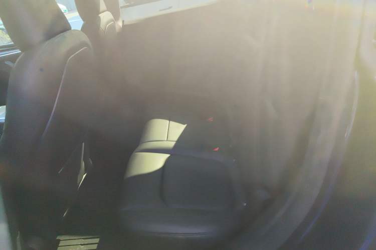 Used Tesla Model Y 2024 Rear-Wheel-Drive Version
