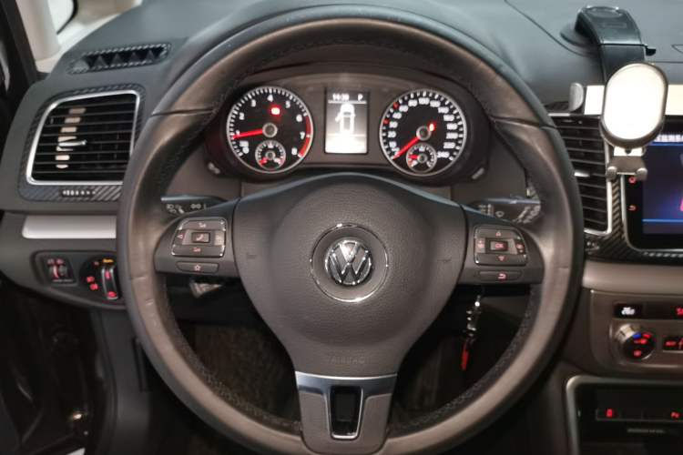 Used Volkswagen Sharan 2014 2.0 TSI Standard Model