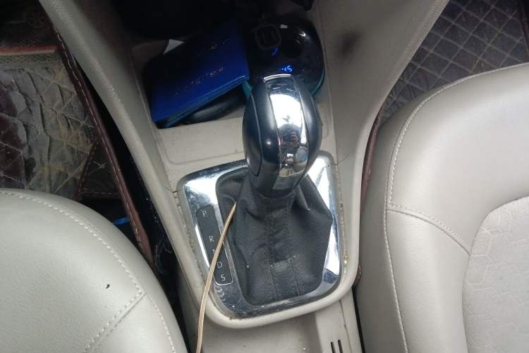 Used Volkswagen Santana 2013 1.6L Automatic Comfort Edition