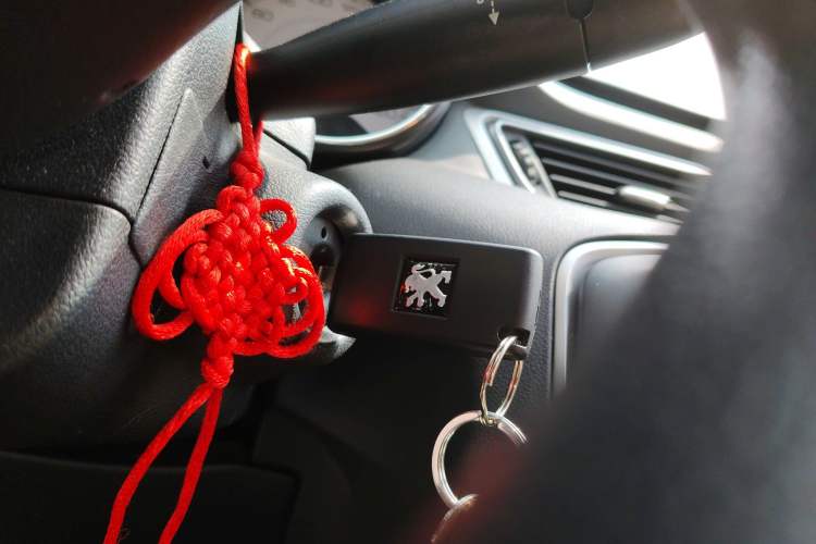 Used Peugeot 308 2014 Enjoy Edition Classic 1.6L Manual YouShang Model