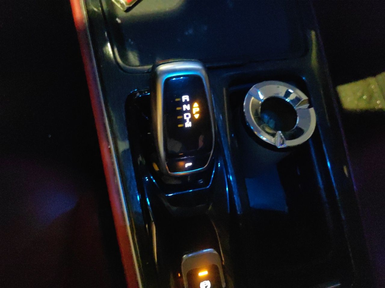 Dongfeng Aeolus Yixuan MAX 2021 1.5T Ultra-Stylish Trendsetter Edition — снимка 13