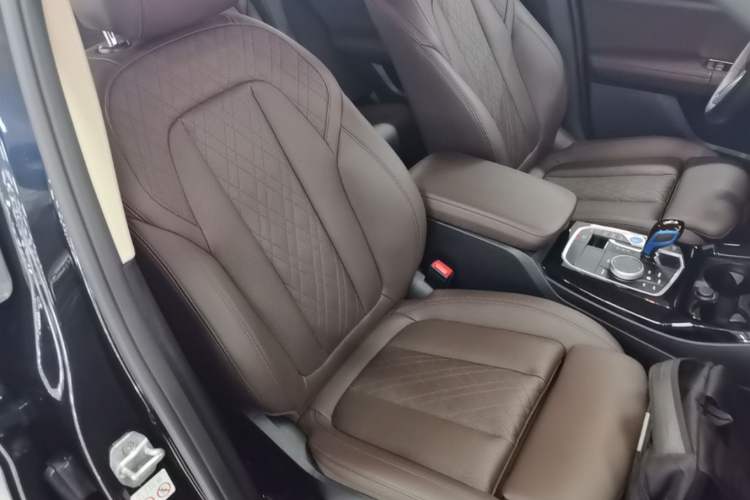 Used BMW iX3 2022 Updated Leading Version Right Front Seat