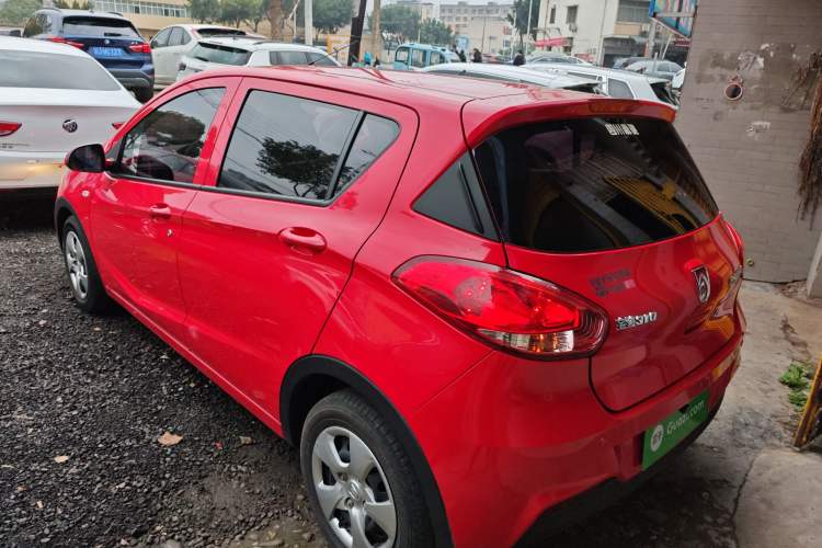 Used Baojun 310 2016 1.2L manual Comfort trim level