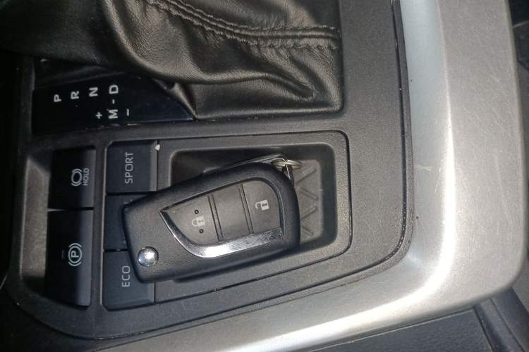 Used Toyota Wildlander 2024 2.0L CVT Two-Wheel Drive Leading Edition Interior 1