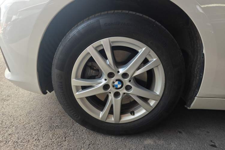 Used BMW 2 Series Active Tourer 2015 218i Leading Model Exterior 4