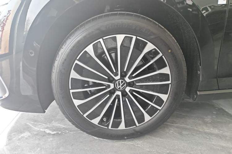 Used Volkswagen Magotan 2026 380TSI DSG Prestige Package—Daimai Package
