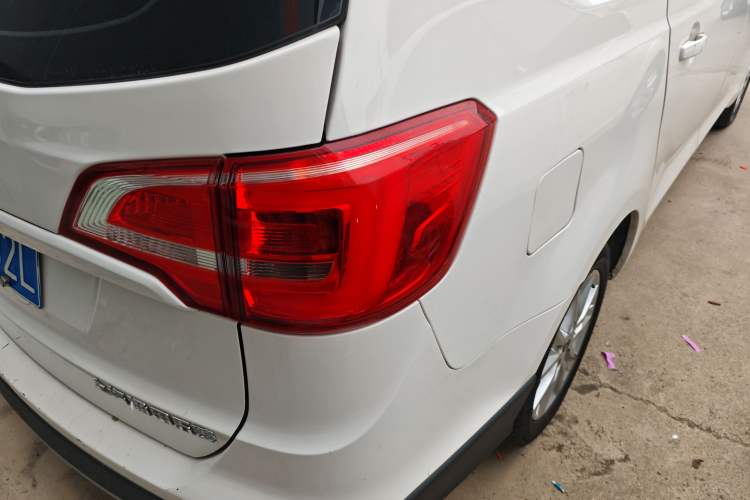 Used Baojun 730 2019 1.5L Manual Value Edition 7 Seats China VI Emission Standard
