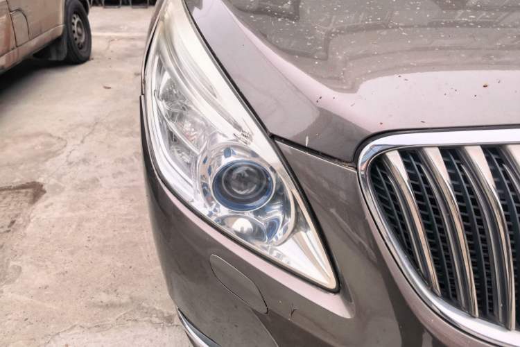 Used Buick GL8 2015 2.4L Luxury Business Premium Edition Right Front Headlight