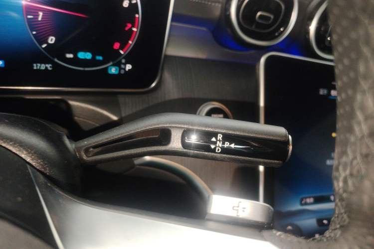 Used Mercedes-Benz C-Class 2022 Restyled C 200 L Sport Edition Gear Lever