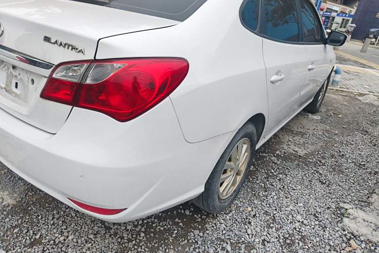 Used Hyundai Celesta 2015 1.6L Automatic Comfort Model
