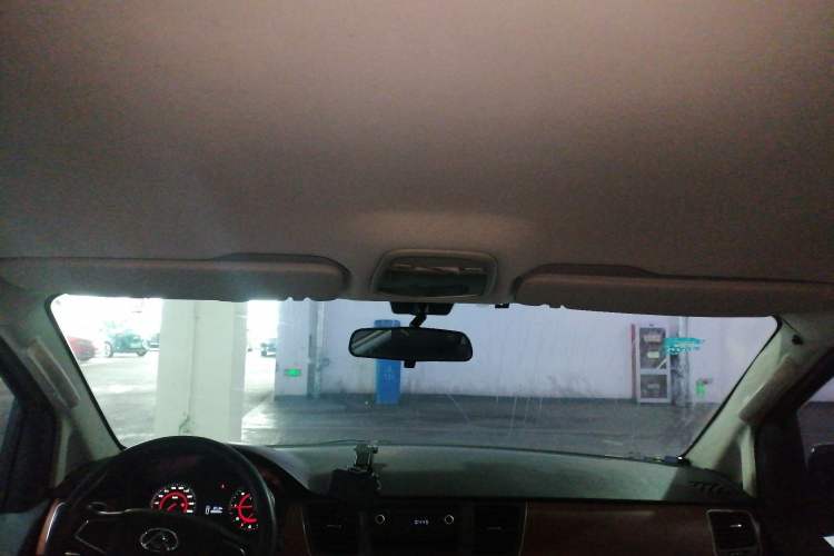 Used SAIC MAXUS G10 2016 1.9T Manual Elite Edition Diesel China V Standard Headliner