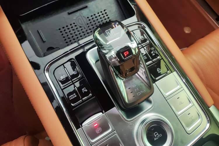 Used Tank 500 New Energy 2023 Hi4-T Gear Lever