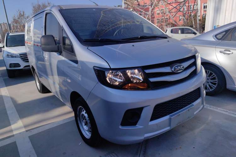 Used JAC Refine M3 2019 1.8L 2-Seat Shuttle Version