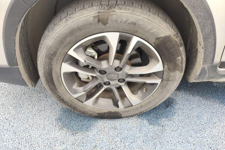 Used Geely Auto Vision X3 2019 Upgraded Model 1.5L Manual Elite Version Exterior 7