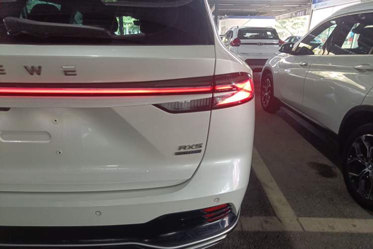 Used Roewe RX5 2023 1.5T Prestige Sliding-Screen Version