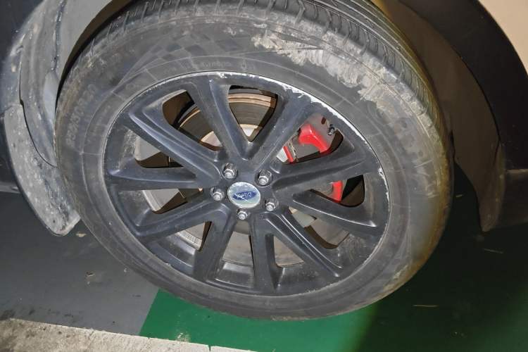 Used Ford Explorer 2017 2.3T Elite Edition Right Front Wheel Hub