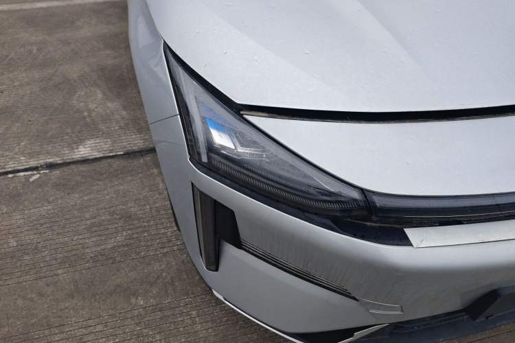 Used Geely Galaxy L6 2025 EM-i 140km Explorer+ Edition Right Front Headlight